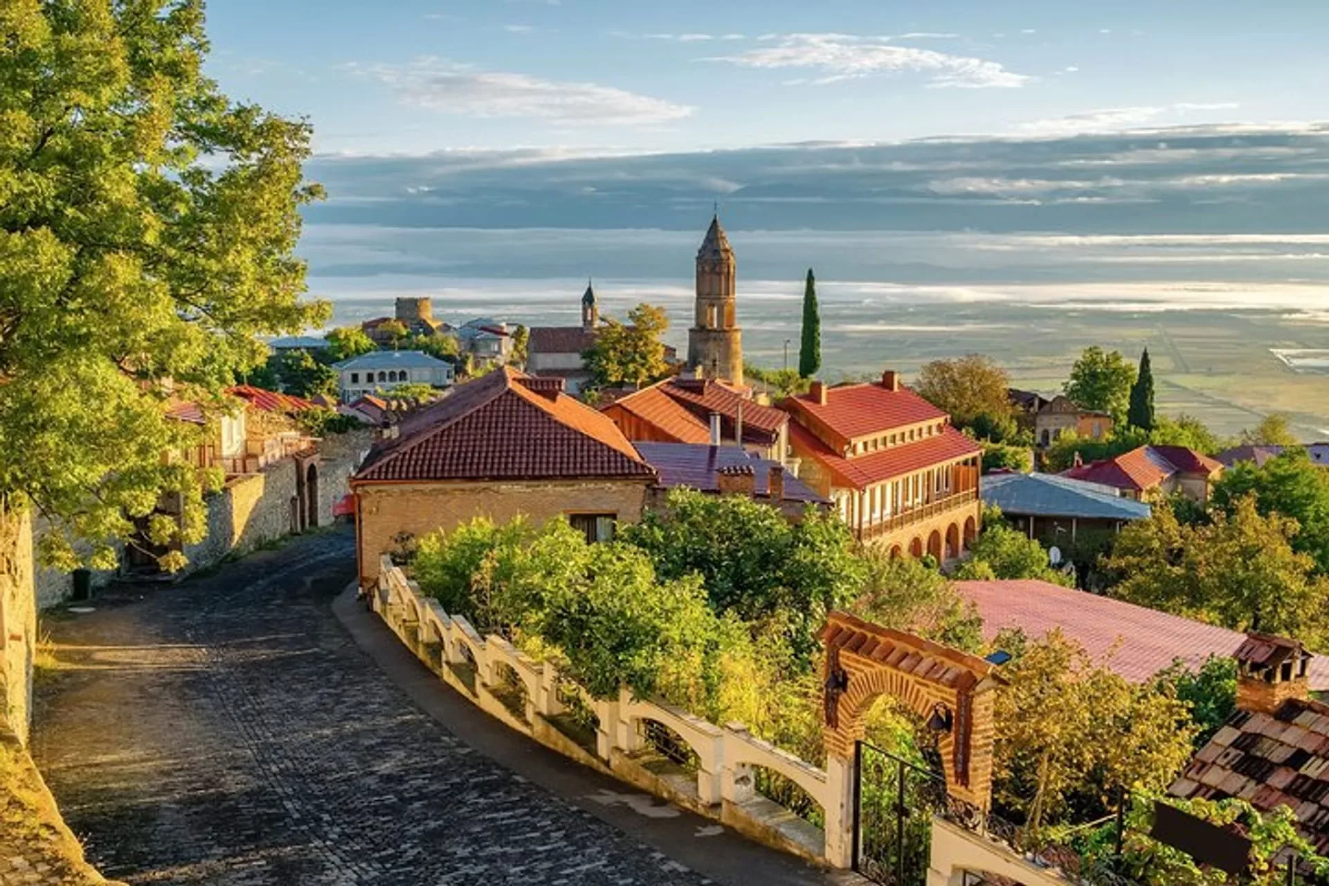 How to Plan a Perfect Georgia Itinerary: 3, 5, 7 & 10-Day Plans