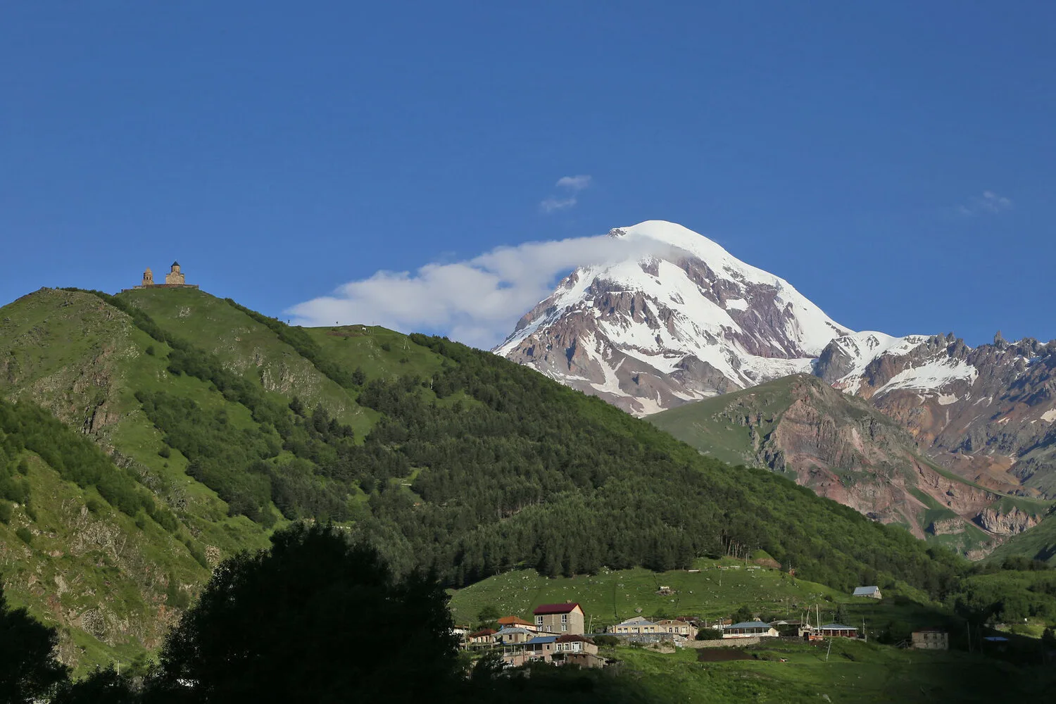 Kazbegi Tour From Tbilisi and visit Ananuri Gudauri and Zhinvali - photo 3